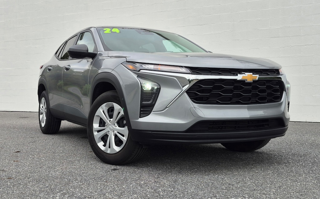 Used 2024 Chevrolet Trax LS SUV
