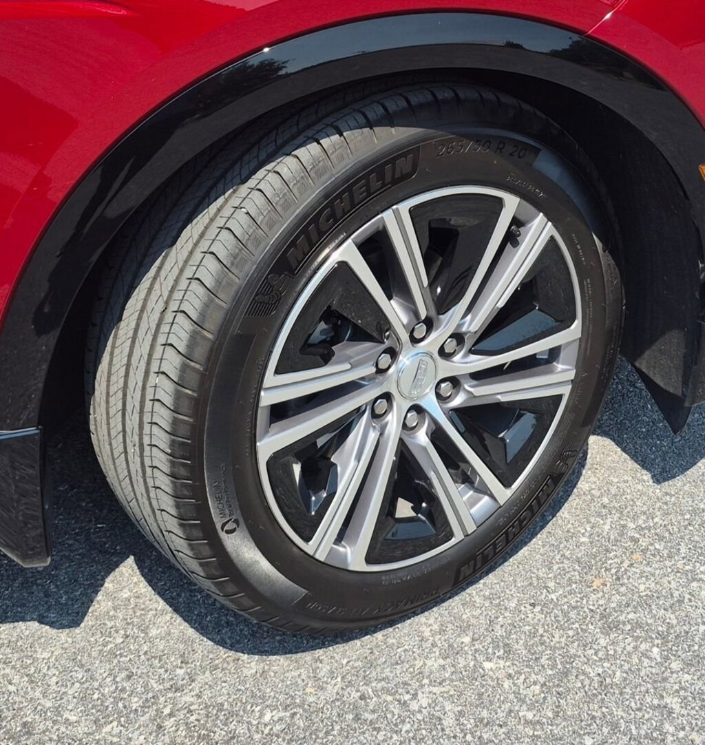 Used 2024 CADILLAC Lyriq Luxury 2 SUV