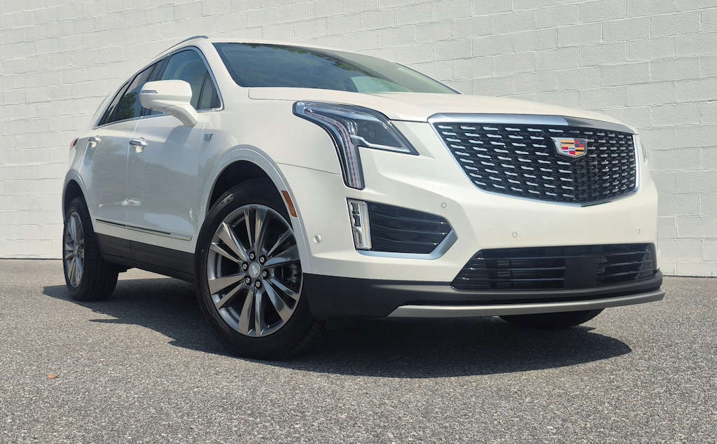 New 2026 CADILLAC XT5 Premium Luxury SUV