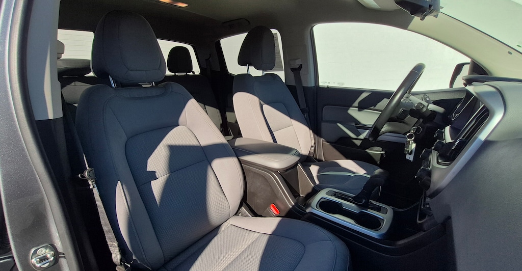 2019 Chevrolet Colorado LT photo 4