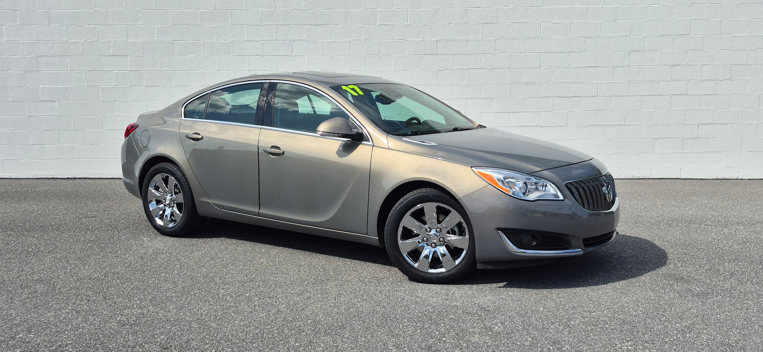 2017 Buick Regal Premium 2's photo