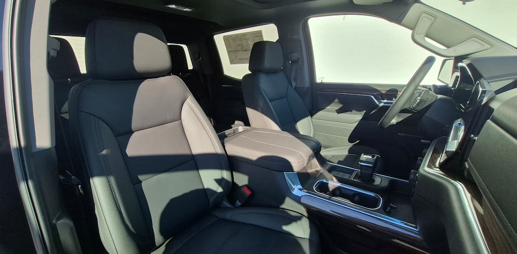 2026 Chevrolet Silverado 1500 LT Trail Boss photo 4