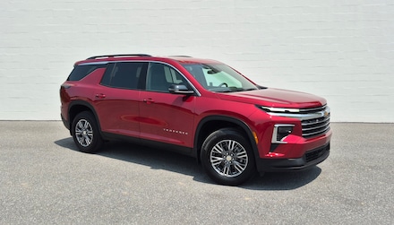 2025 Chevrolet Traverse LT SUV