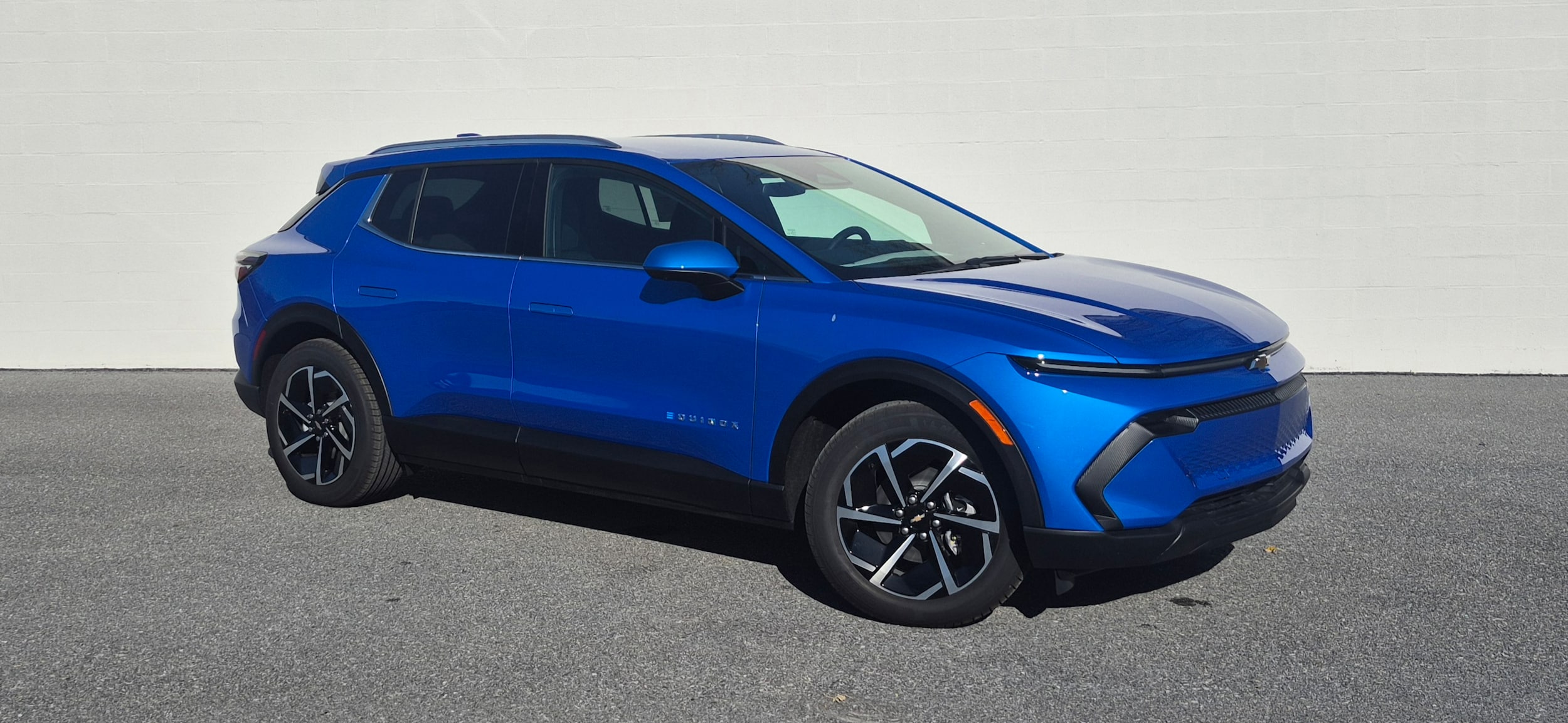 2026 Chevrolet Equinox EV 2LT's photo