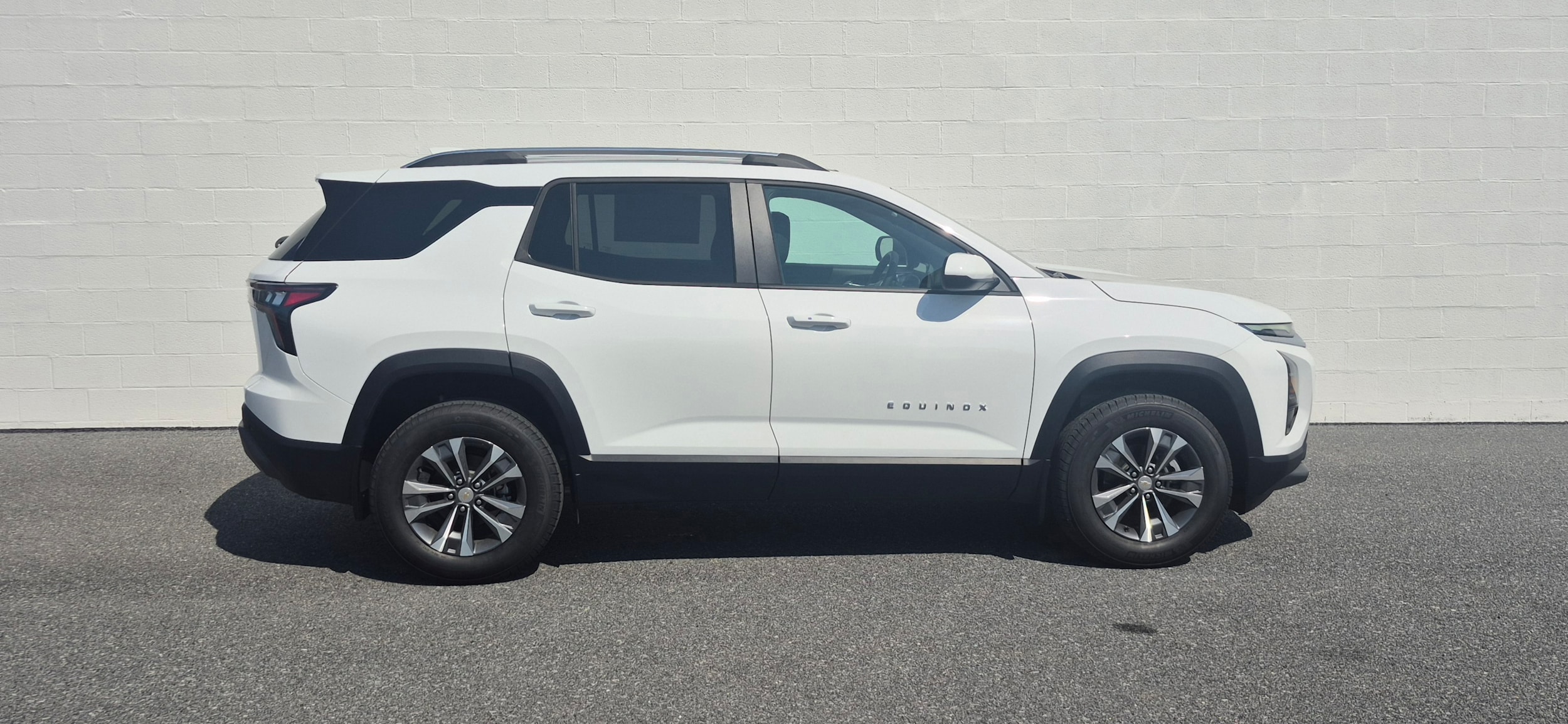 2026 Chevrolet Equinox LT - Photo 6