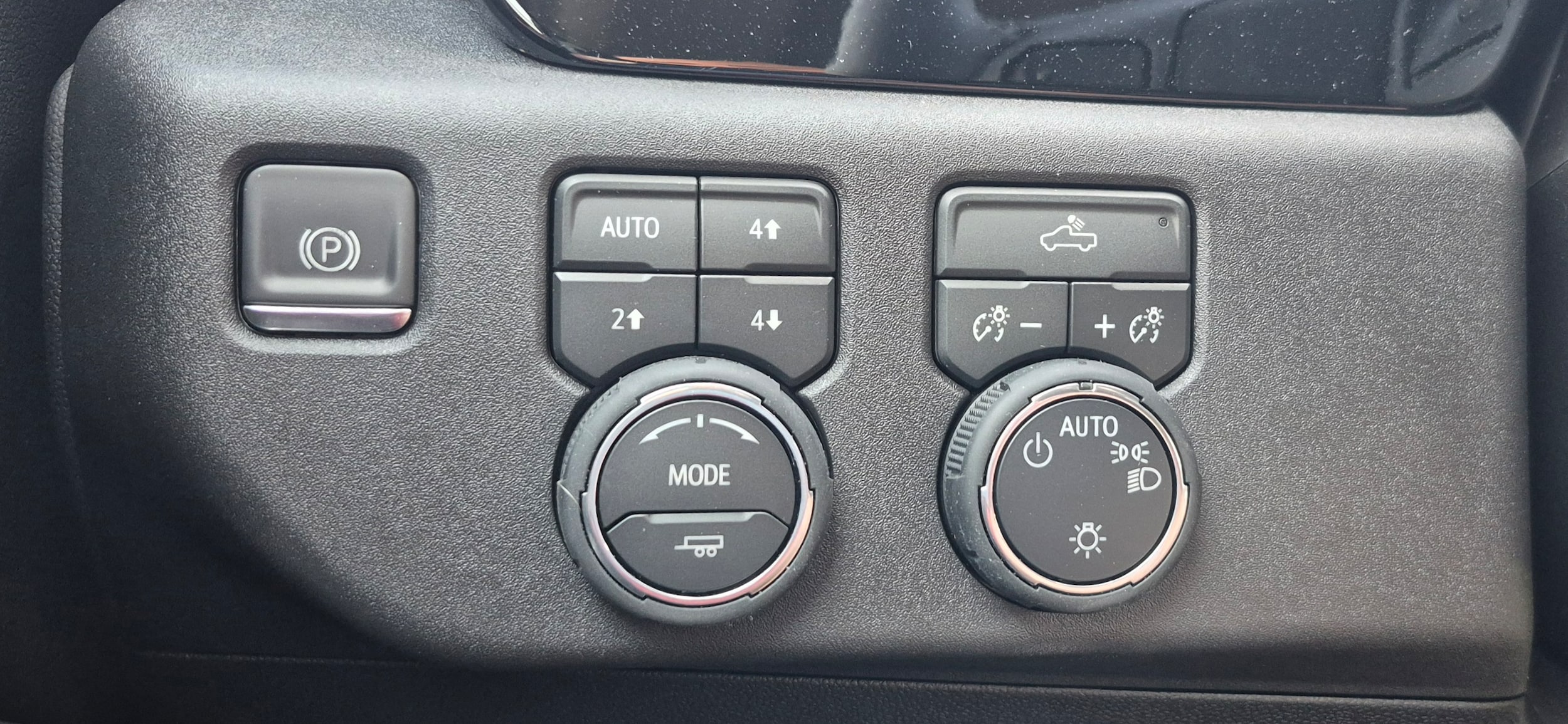 2026 Chevrolet Silverado 1500 LT - Photo 9