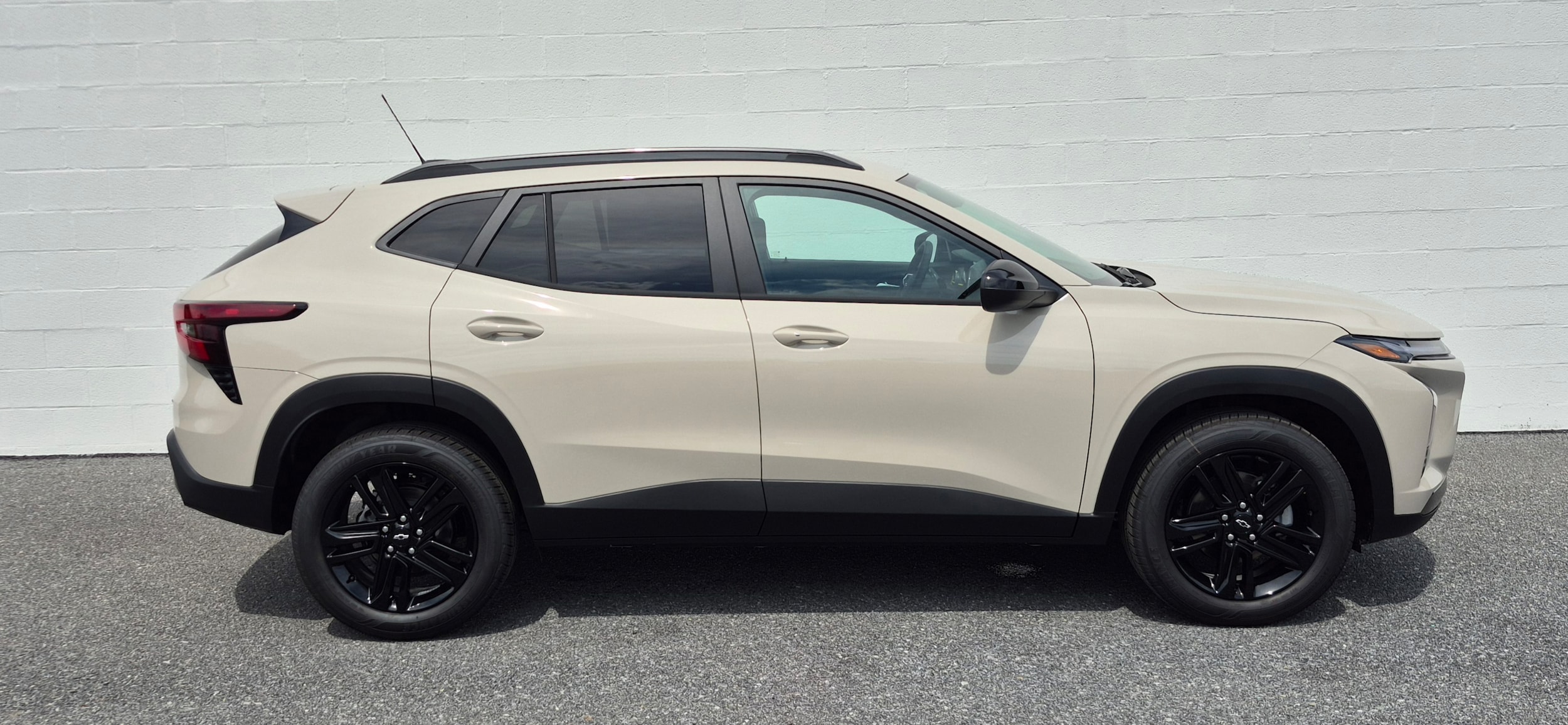 2026 Chevrolet Trax Activ - Photo 9