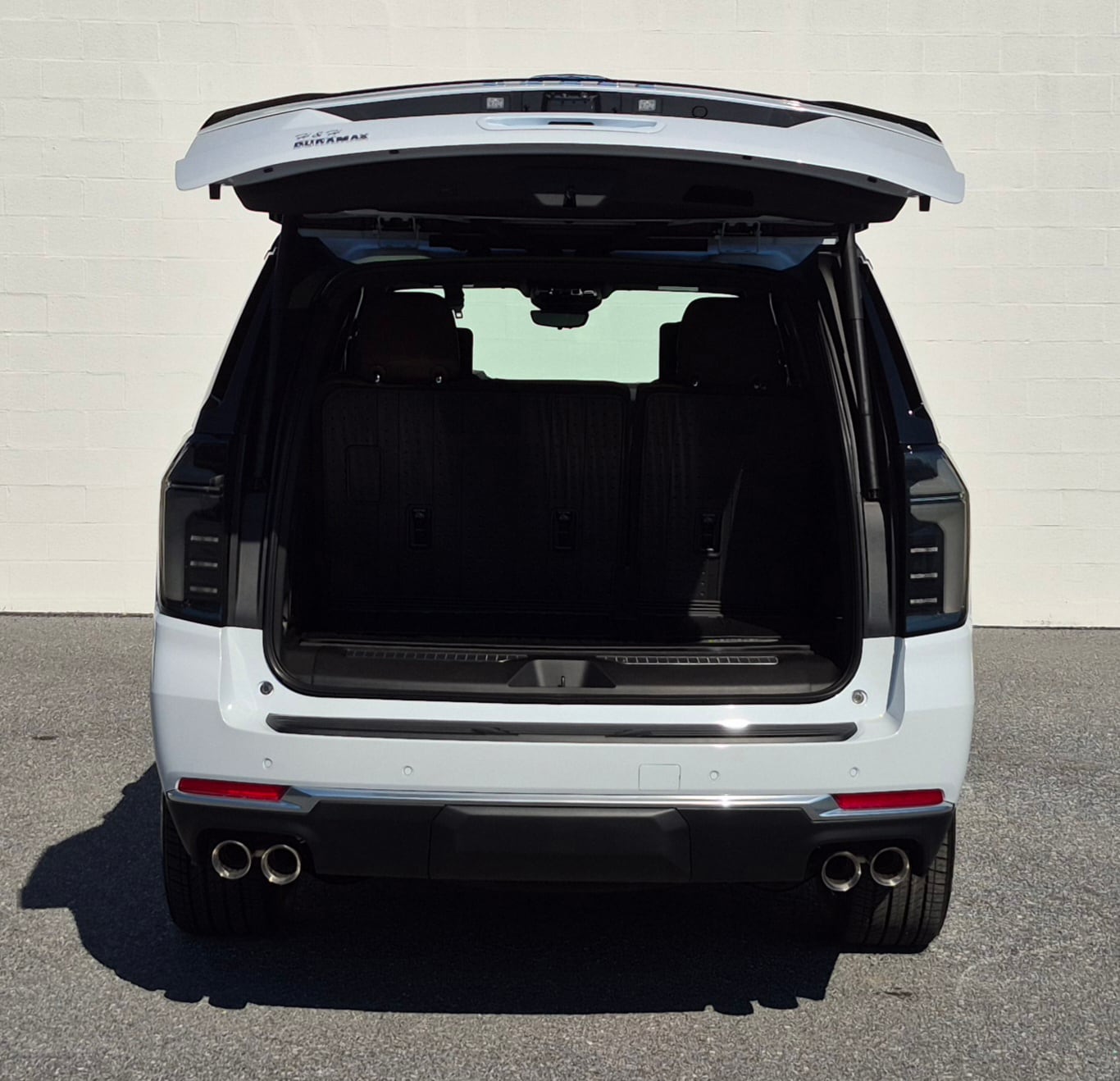 2027 Chevrolet Tahoe High Country - Photo 18