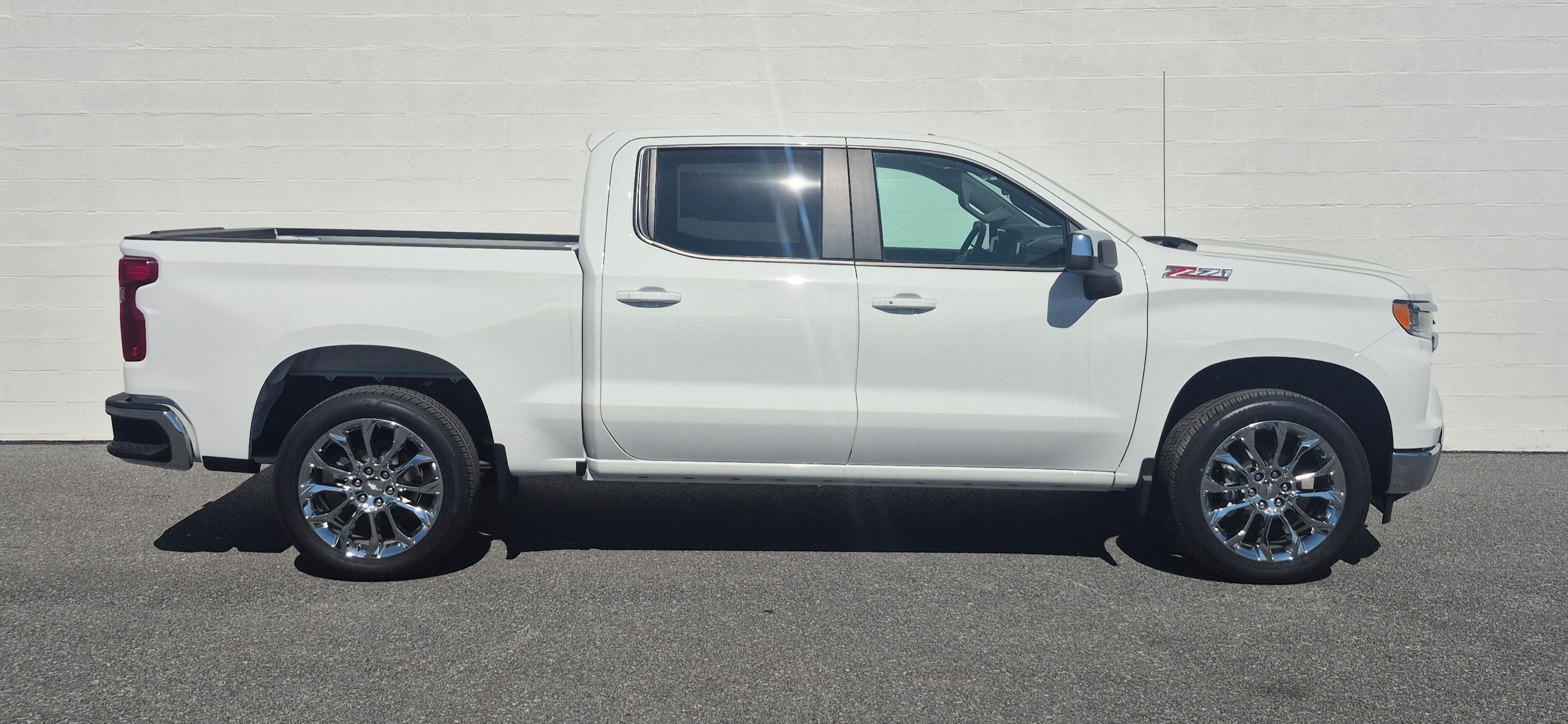 2026 Chevrolet Silverado 1500 LT - Photo 9