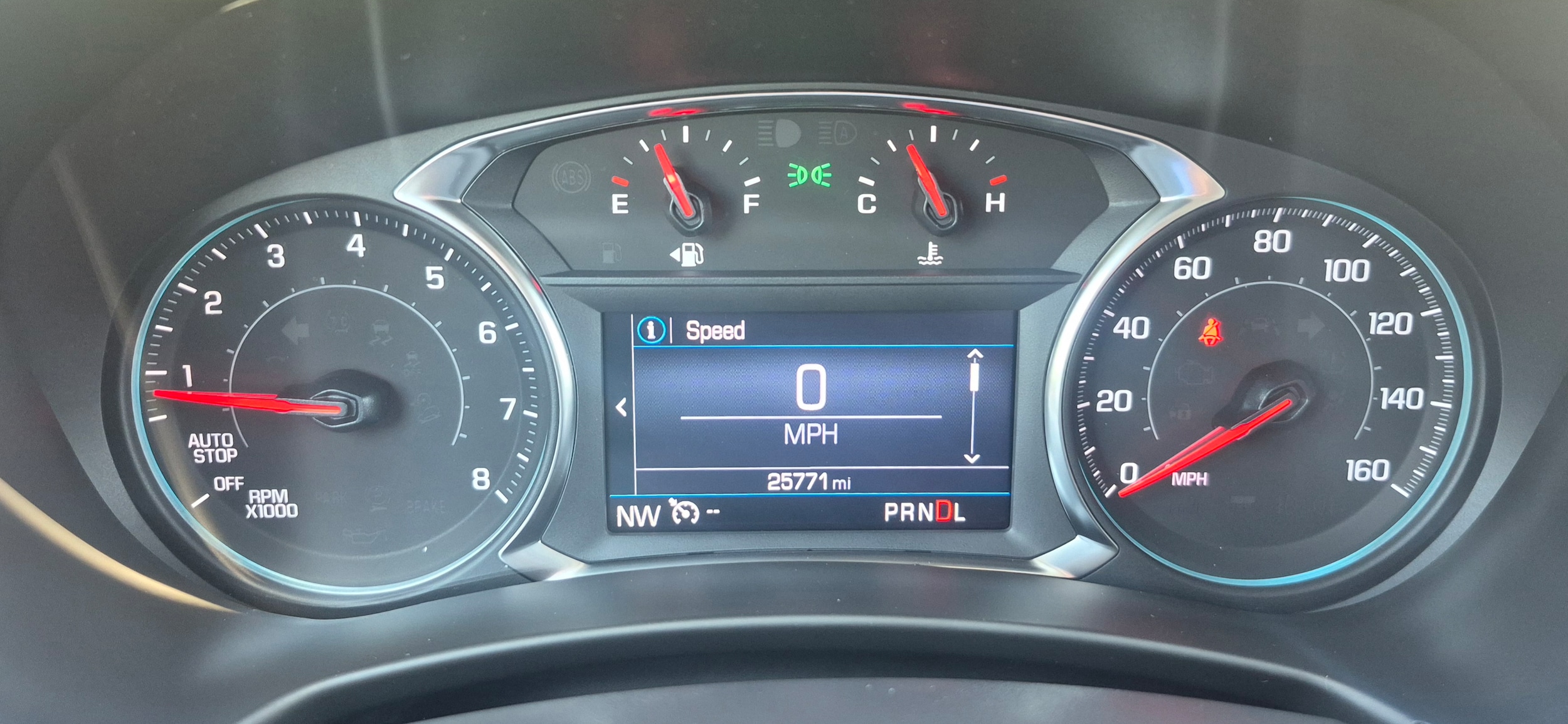 2024 Chevrolet Equinox LT - Photo 11