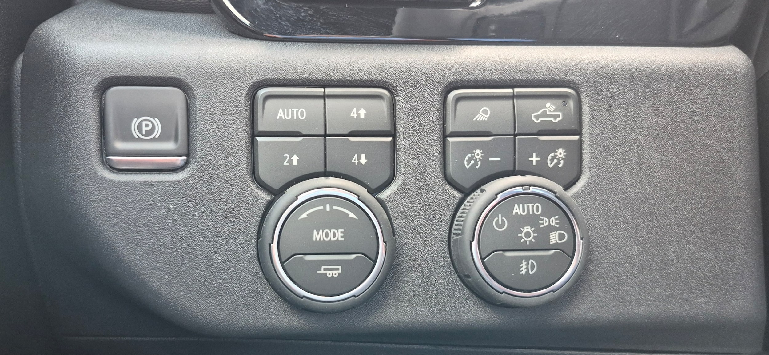 2026 Chevrolet Silverado 2500 HD High Country - Photo 8