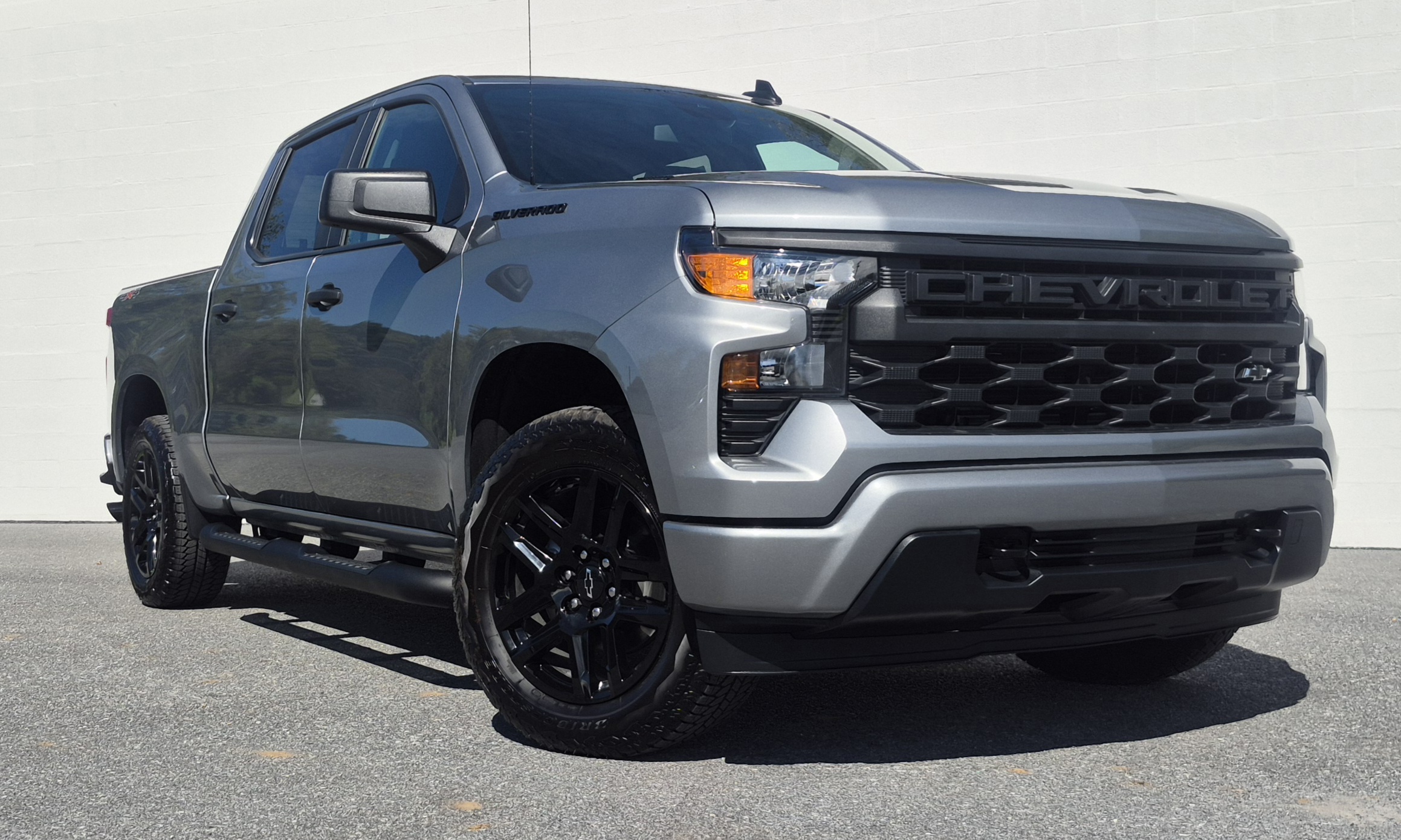 2026 Chevrolet Silverado 1500 Custom - Photo 2