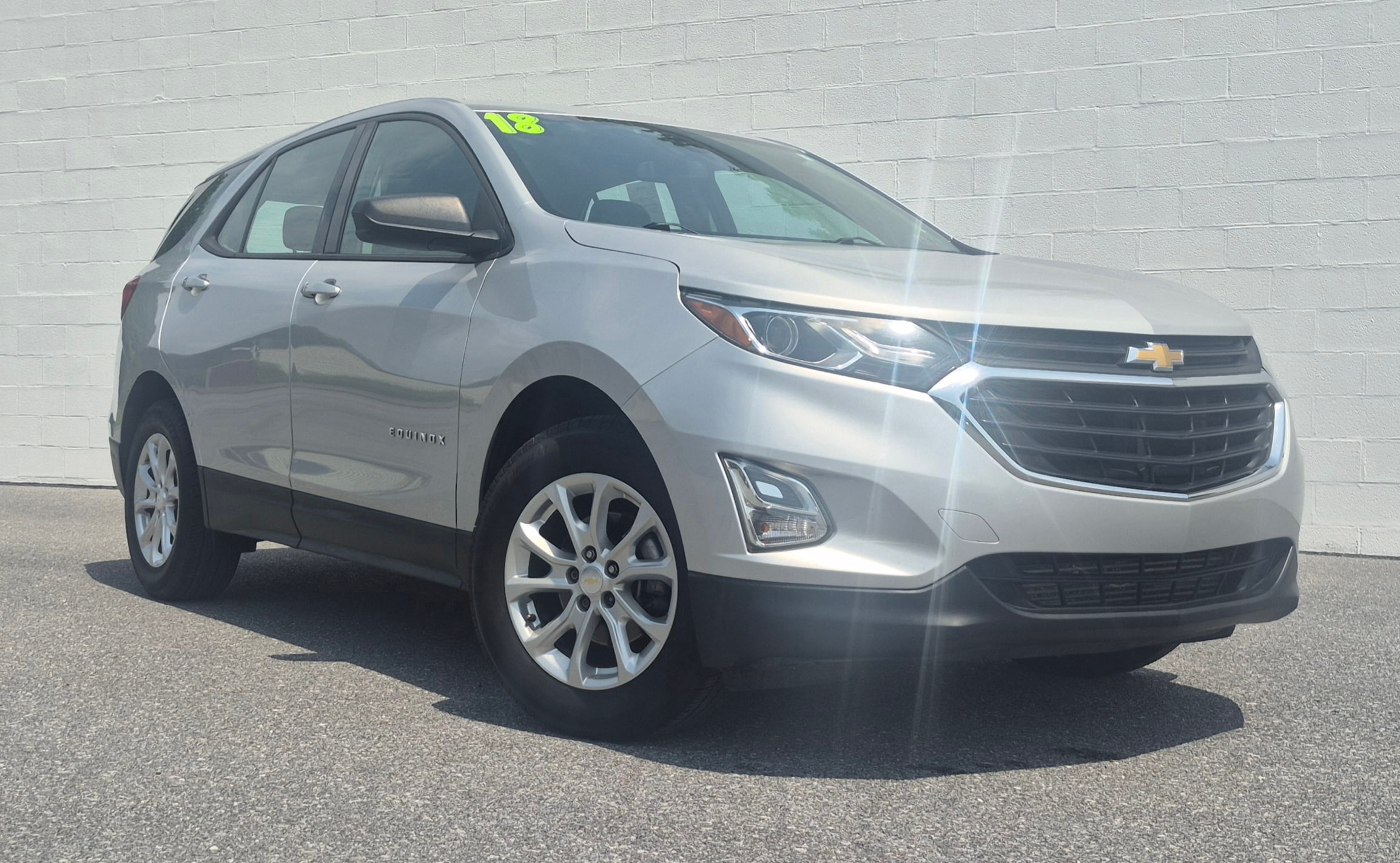 Used 2018 Chevrolet Equinox LS with VIN 2GNAXREV9J6118458 for sale in Shippensburg, PA