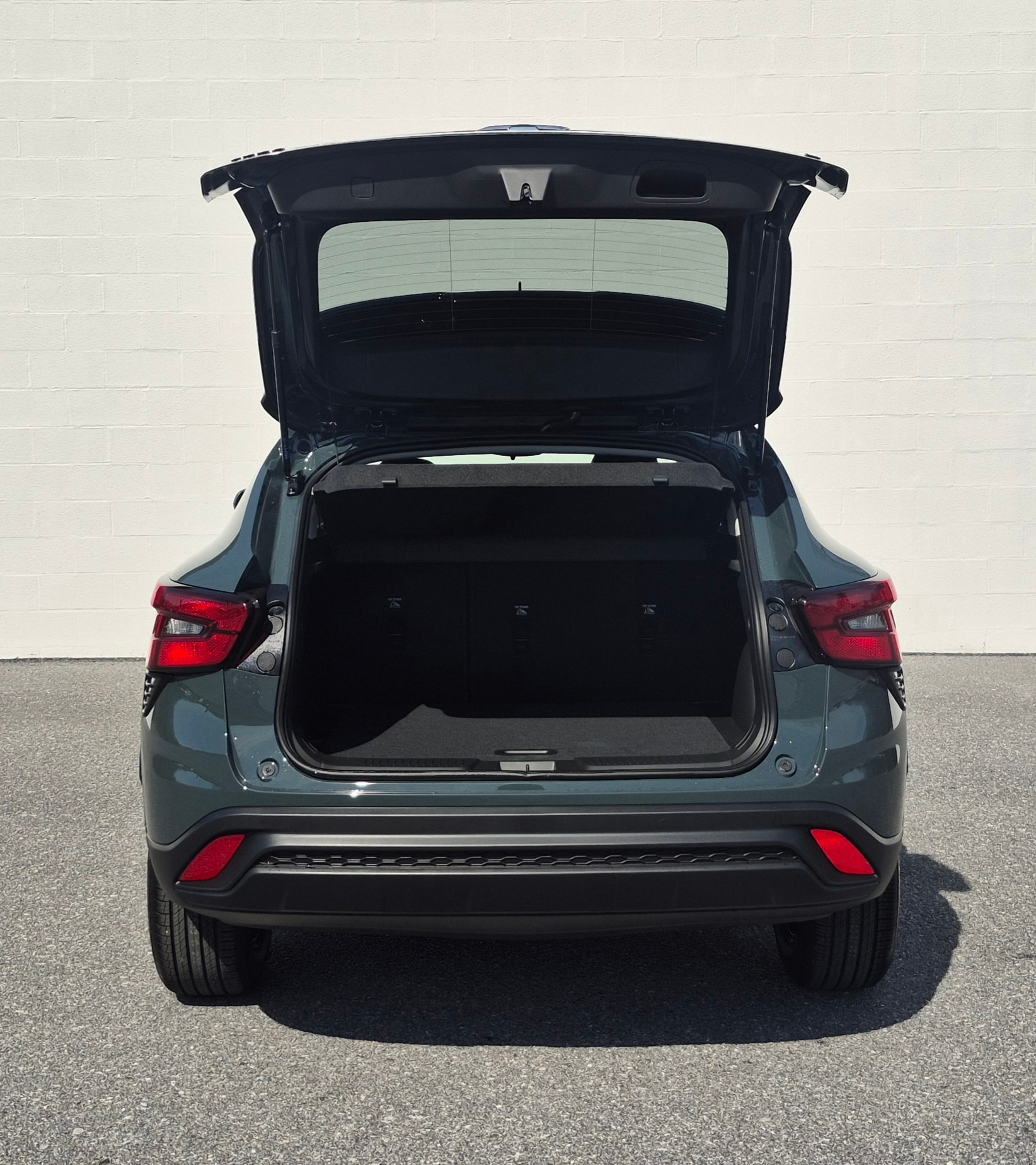 2026 Chevrolet Trax LT - Photo 12