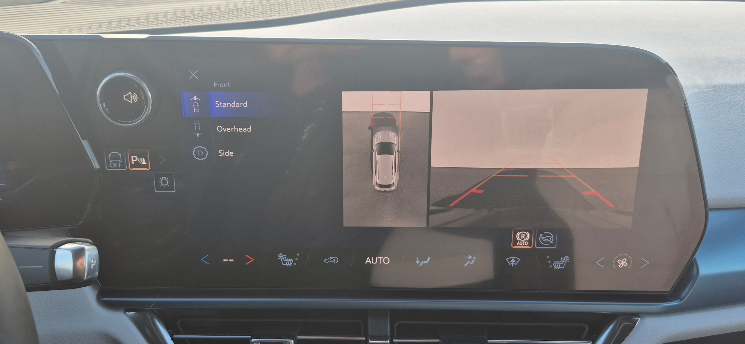 2026 Chevrolet Equinox EV 2LT - Photo 9