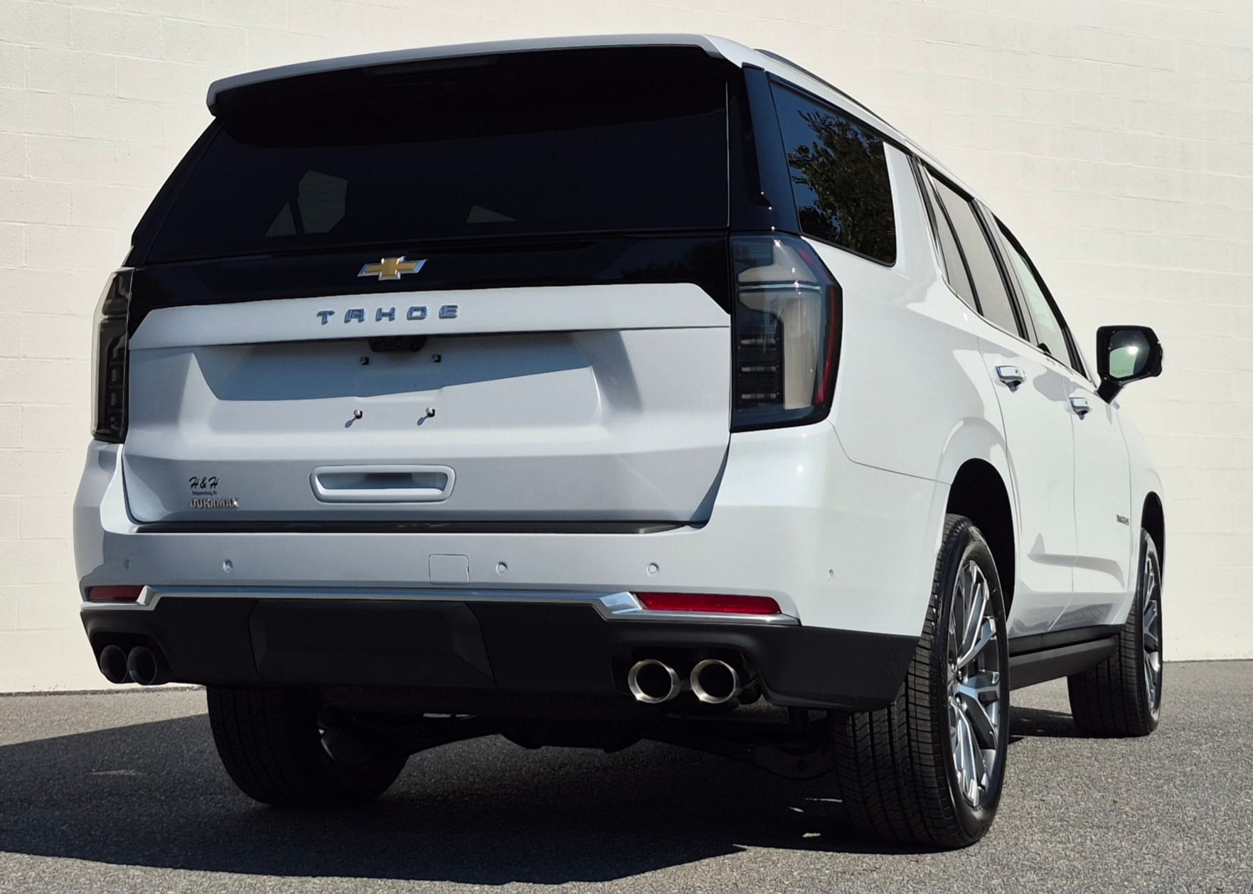 2027 Chevrolet Tahoe High Country - Photo 21