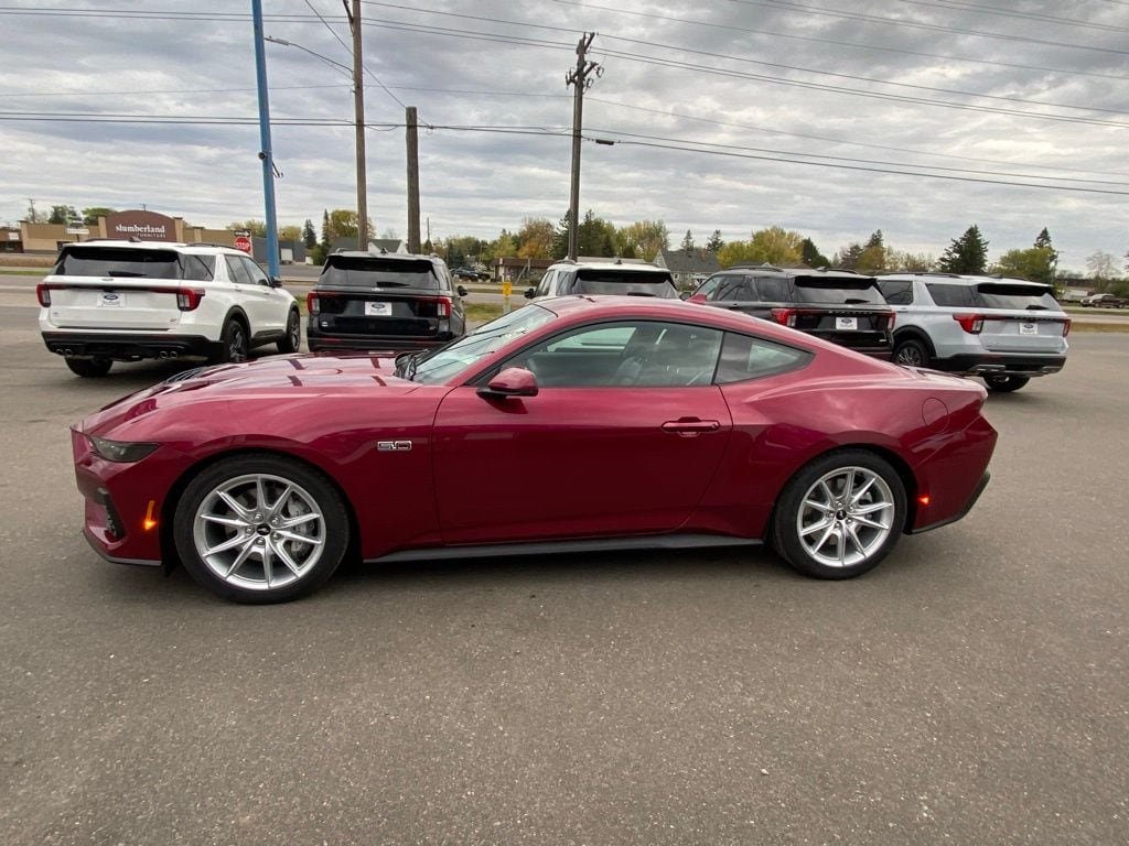 2025 Ford Mustang GT Premium Fastback - Photo 3