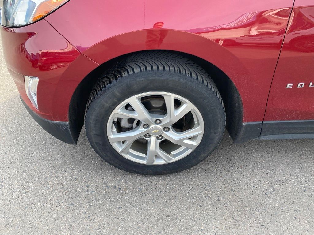 Used 2019 Chevrolet Equinox LT with VIN 3GNAXVEX1KS596919 for sale in Hibbing, Minnesota