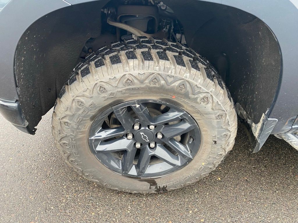 Used 2021 Chevrolet Silverado 1500 LT Trail Boss with VIN 1GCPYFED0MZ251544 for sale in Hibbing, Minnesota