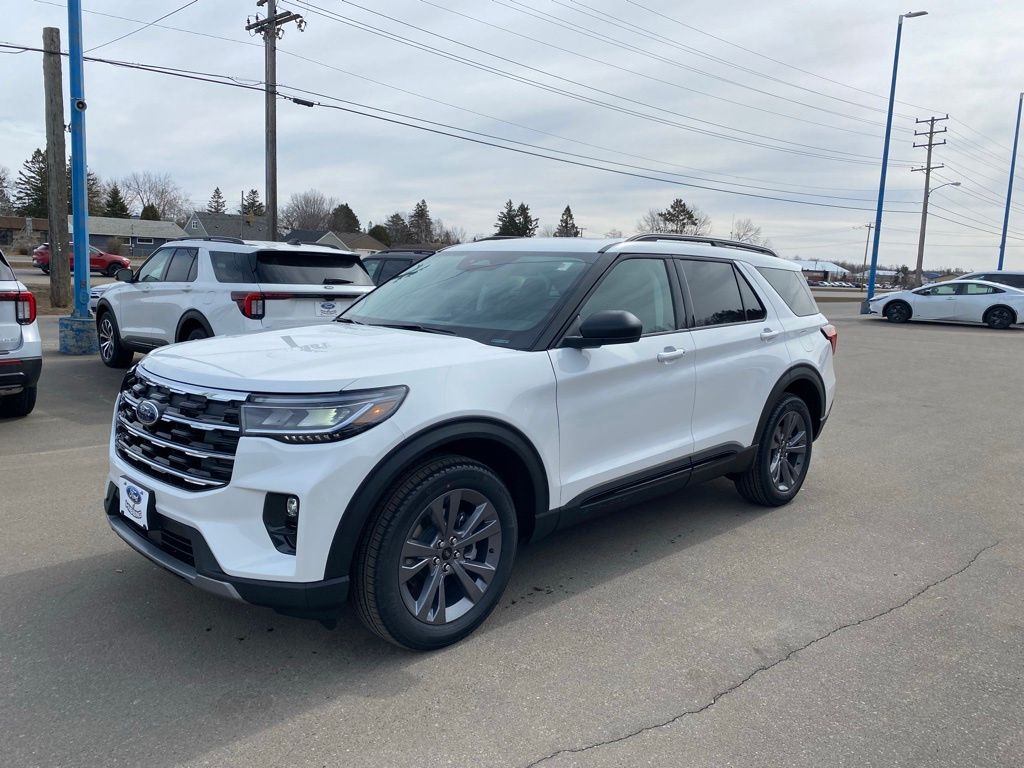 2026 Ford Explorer Active 4WD's photo