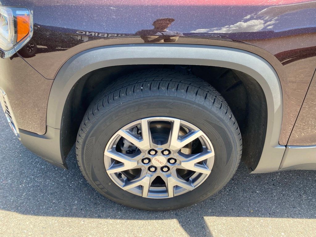 Used 2021 GMC Acadia SLT with VIN 1GKKNULS0MZ110504 for sale in Hibbing, Minnesota