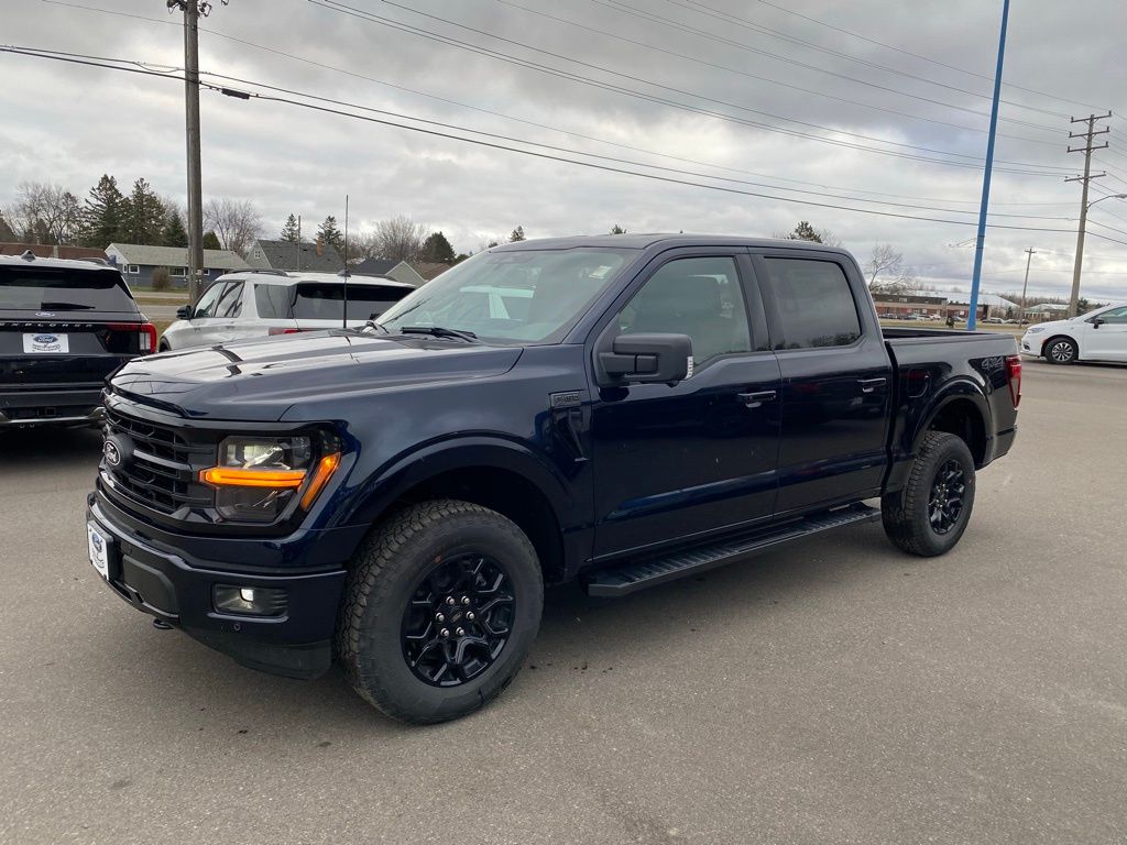 2025 Ford F-150 XLT's photo