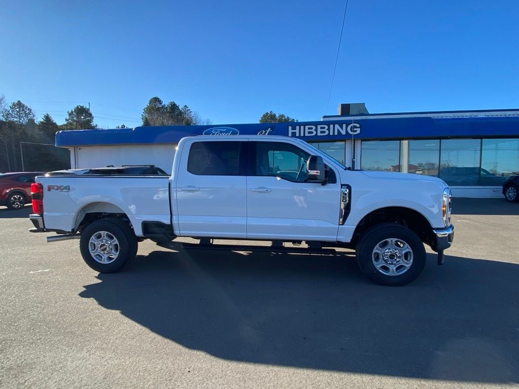 2026 Ford F-350 Super Duty XLT - Photo 7
