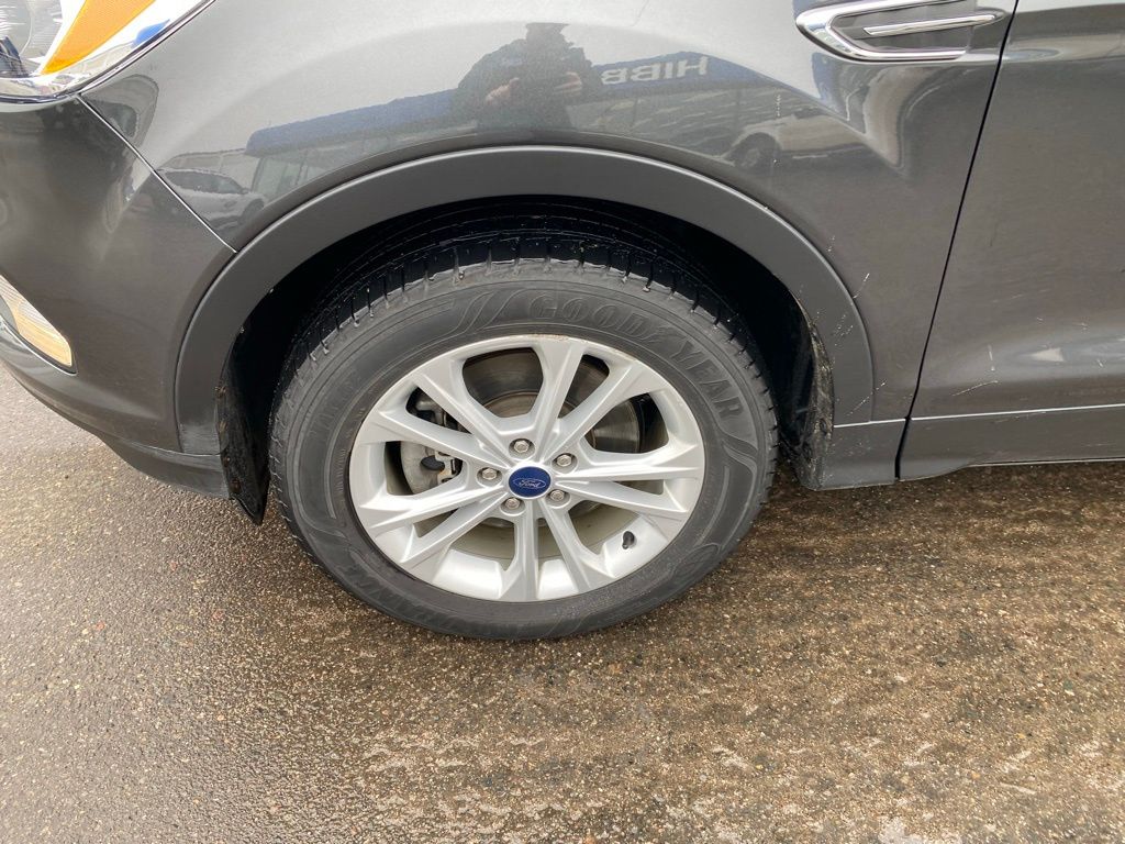 Used 2018 Ford Escape SE with VIN 1FMCU9GD6JUD29550 for sale in Hibbing, Minnesota