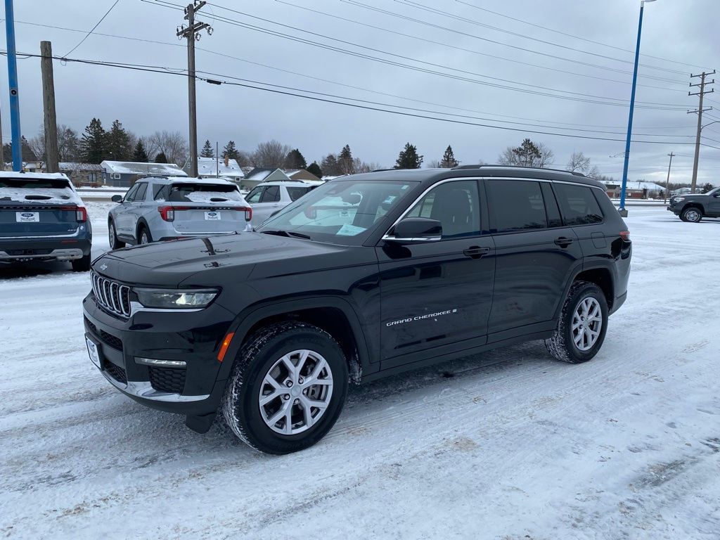 2022 Jeep Grand Cherokee L Limited's photo