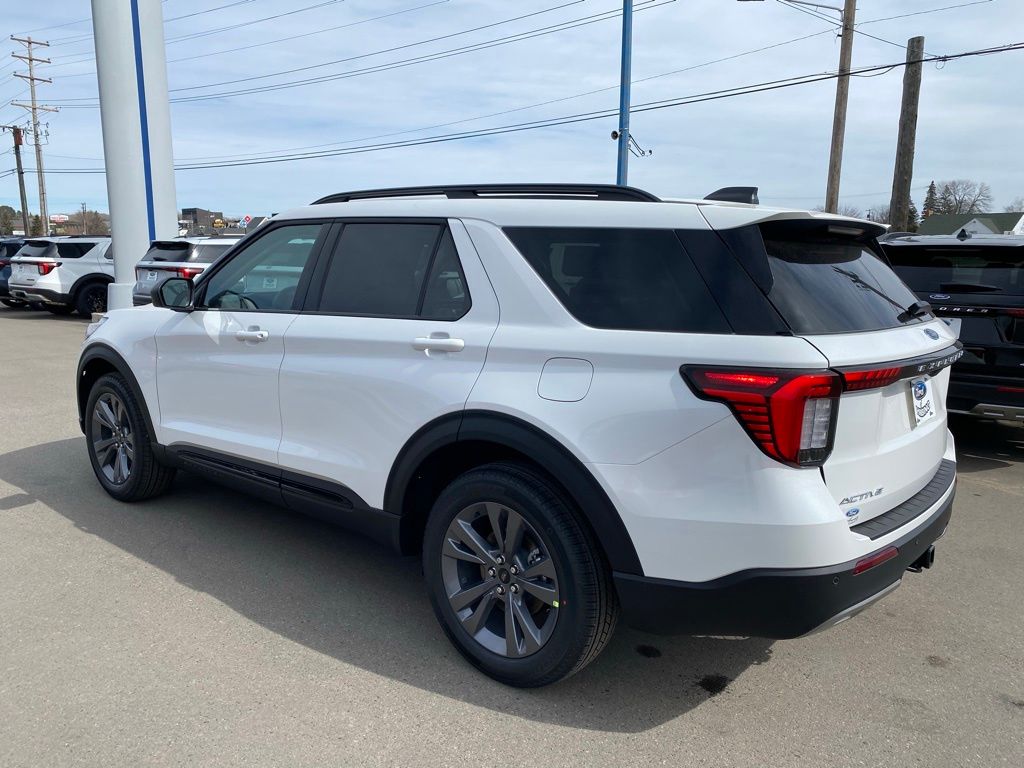 2026 Ford Explorer Active - Photo 14
