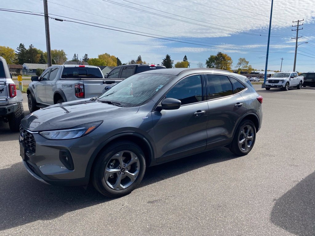 Used 2025 Ford Escape ST-Line Select with VIN 1FMCU9NA9SUA83605 for sale in Hibbing, Minnesota
