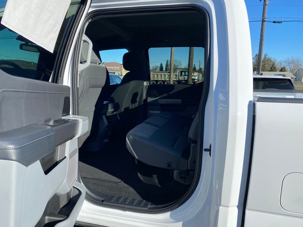 2026 Ford F-350 Super Duty XLT - Photo 17
