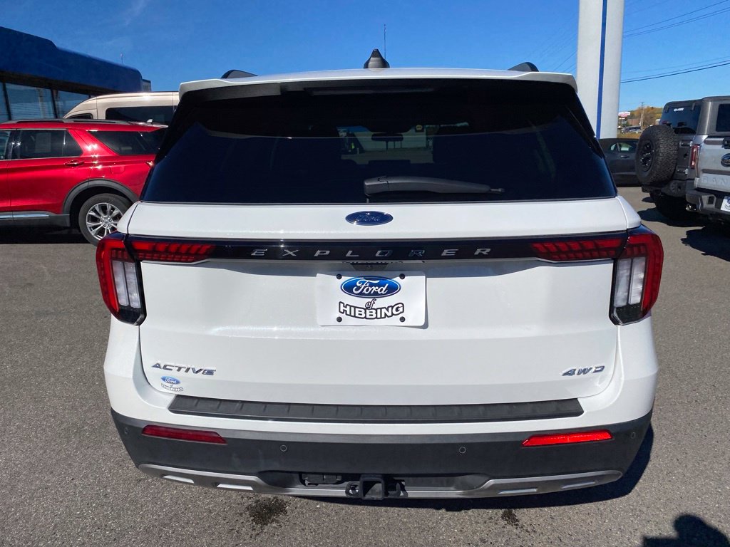 2026 Ford Explorer Active - Photo 11