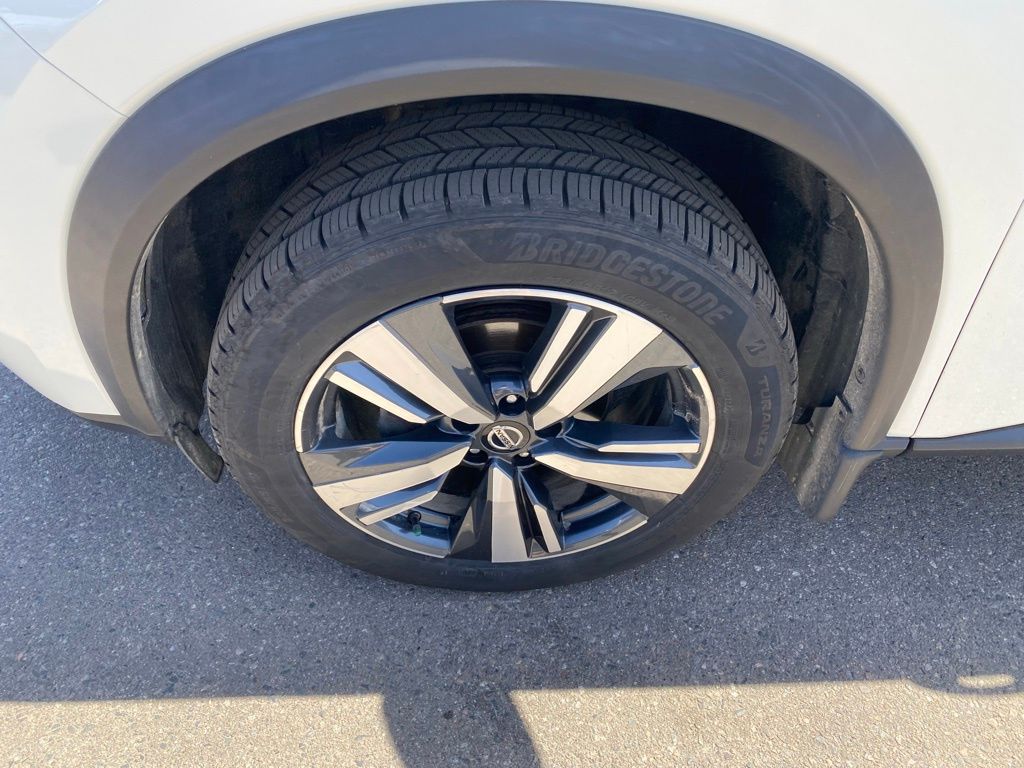 Used 2021 Nissan Rogue SL with VIN 5N1AT3CB6MC785568 for sale in Hibbing, Minnesota