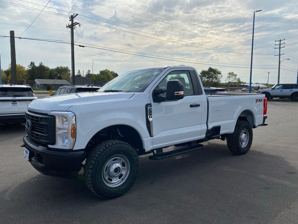 2026 Ford F-250 Super Duty XL's photo