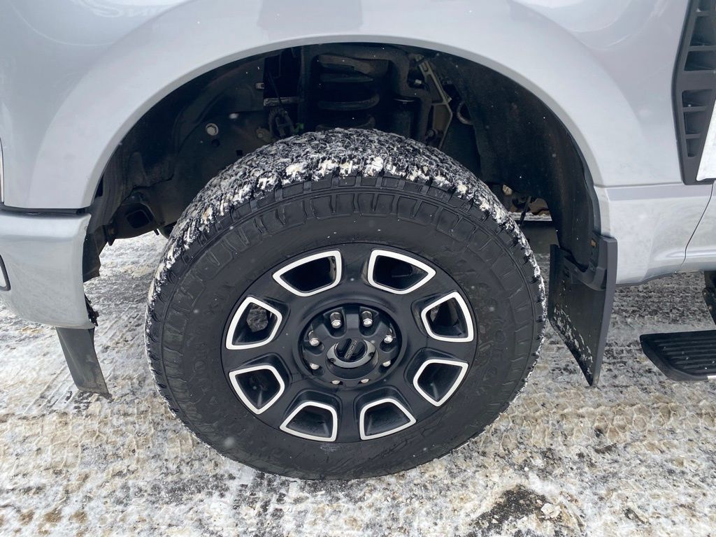 Used 2023 Ford F-250 Super Duty Platinum with VIN 1FT8W2BN1PED00729 for sale in Hibbing, Minnesota