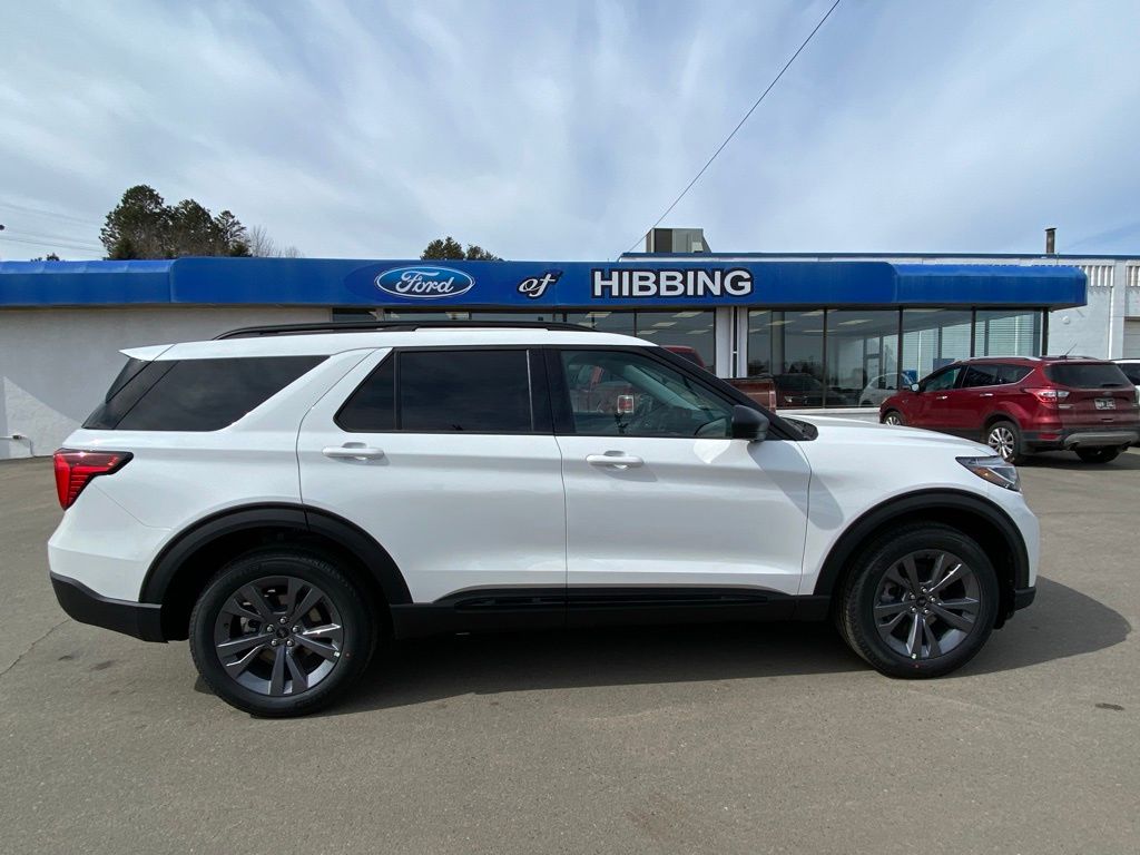 2026 Ford Explorer Active - Photo 7