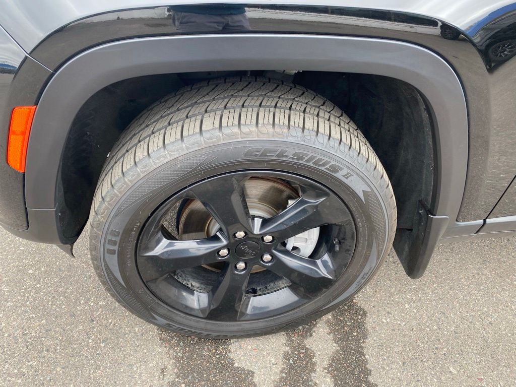 Used 2023 Jeep Grand Cherokee L Altitude with VIN 1C4RJKAG3P8801514 for sale in Hibbing, Minnesota