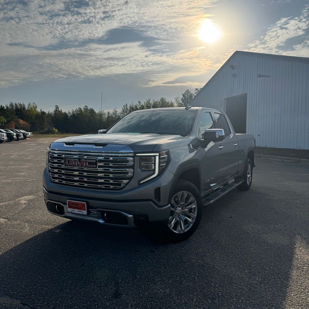 2025 GMC Sierra 1500 Denali's photo