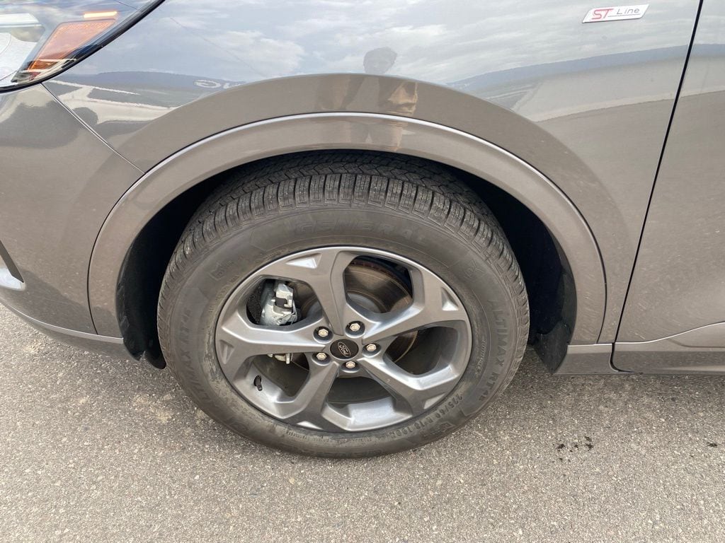 Used 2024 Ford Escape ST-Line Select with VIN 1FMCU9NZ7RUA20275 for sale in Hibbing, Minnesota