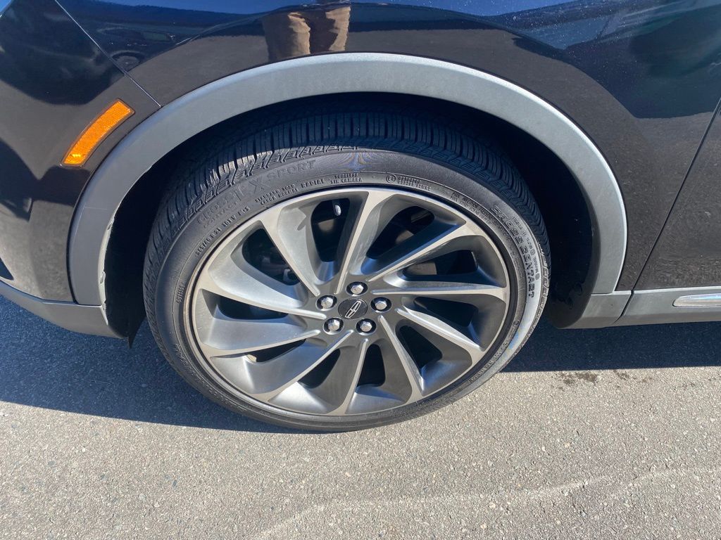 Used 2019 Lincoln Nautilus Reserve with VIN 2LMPJ8L90KBL66479 for sale in Hibbing, Minnesota