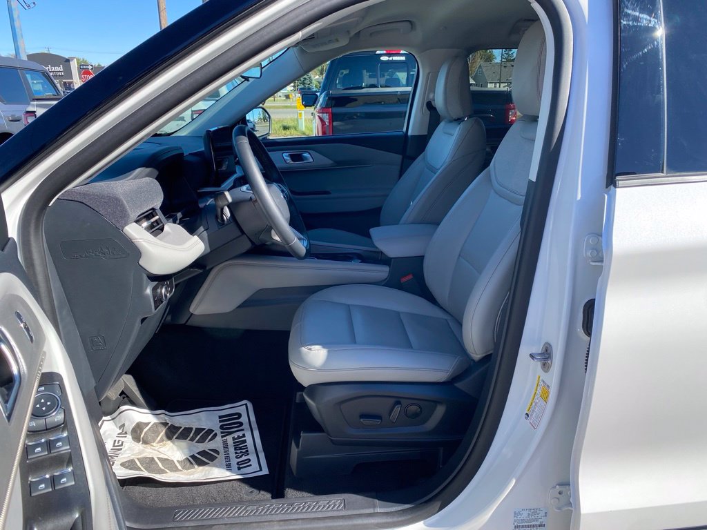 2026 Ford Explorer Active - Photo 17
