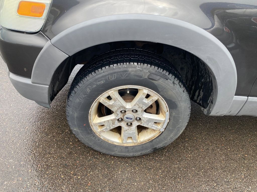Used 2006 Ford Explorer XLT with VIN 1FMEU73E86UA23548 for sale in Hibbing, MN