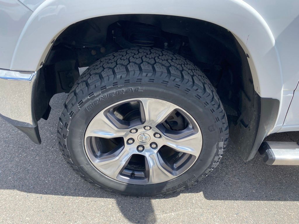 Used 2019 RAM Ram 1500 Pickup Laramie with VIN 1C6SRFJT1KN677713 for sale in Hibbing, Minnesota