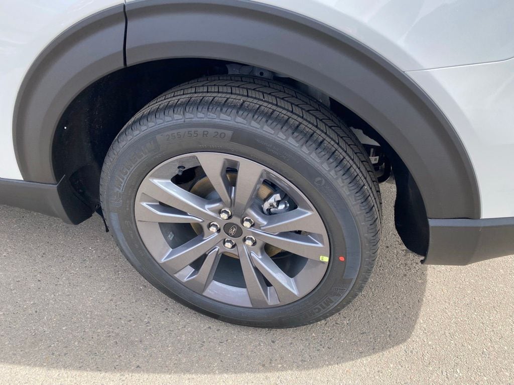 2026 Ford Explorer Active - Photo 15