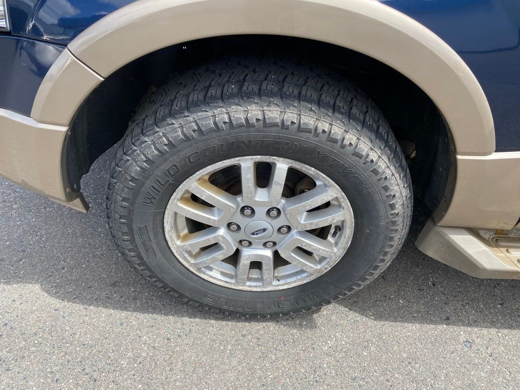 Used 2013 Ford Expedition XLT with VIN 1FMJU1J55DEF64272 for sale in Hibbing, Minnesota