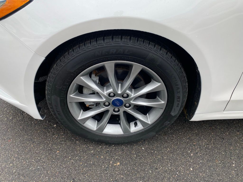 Used 2017 Ford Fusion SE with VIN 3FA6P0H77HR410481 for sale in Hibbing, Minnesota