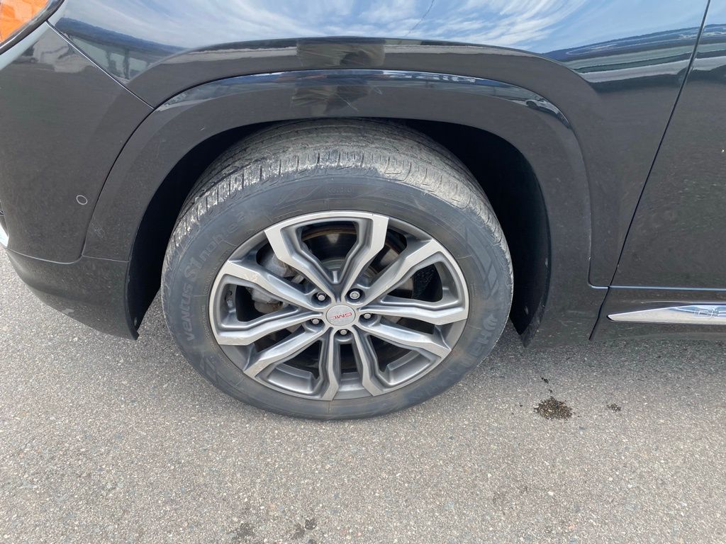 Used 2019 GMC Terrain Denali with VIN 3GKALXEX2KL304483 for sale in Hibbing, Minnesota