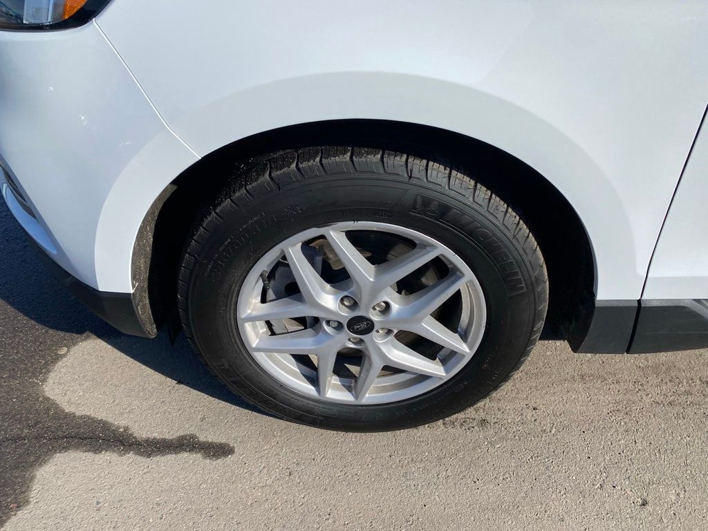 Used 2024 Ford Edge SEL with VIN 2FMPK4J90RBA56721 for sale in Hibbing, Minnesota