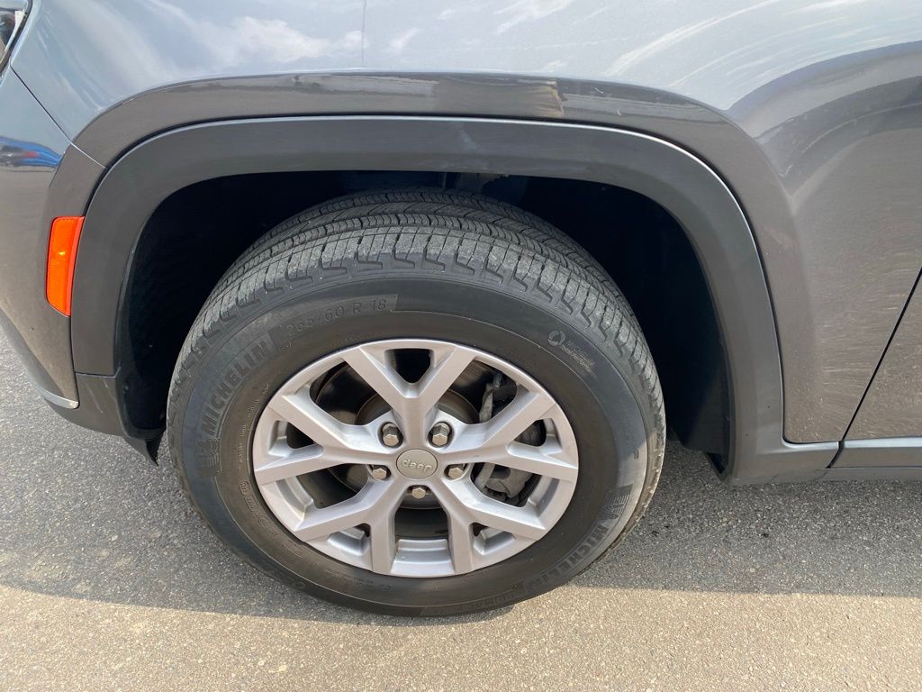 Used 2022 Jeep Grand Cherokee L Limited with VIN 1C4RJKBGXN8541723 for sale in Hibbing, Minnesota